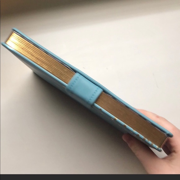 New Teal 6”X9” Faux Leather Blank Lined Page Journal With Magnetic Closure - Picture 5 of 8